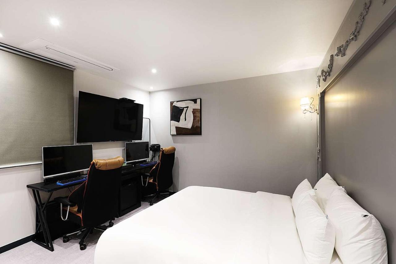 Mariposa Hotel Songtan Pyeongtaek Dış mekan fotoğraf