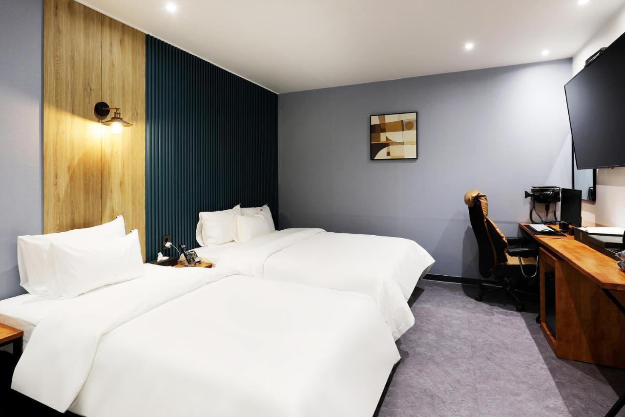 Mariposa Hotel Songtan Pyeongtaek Dış mekan fotoğraf